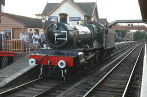 7802 Bradley Manor Sits at Bewdley Station Platform 1